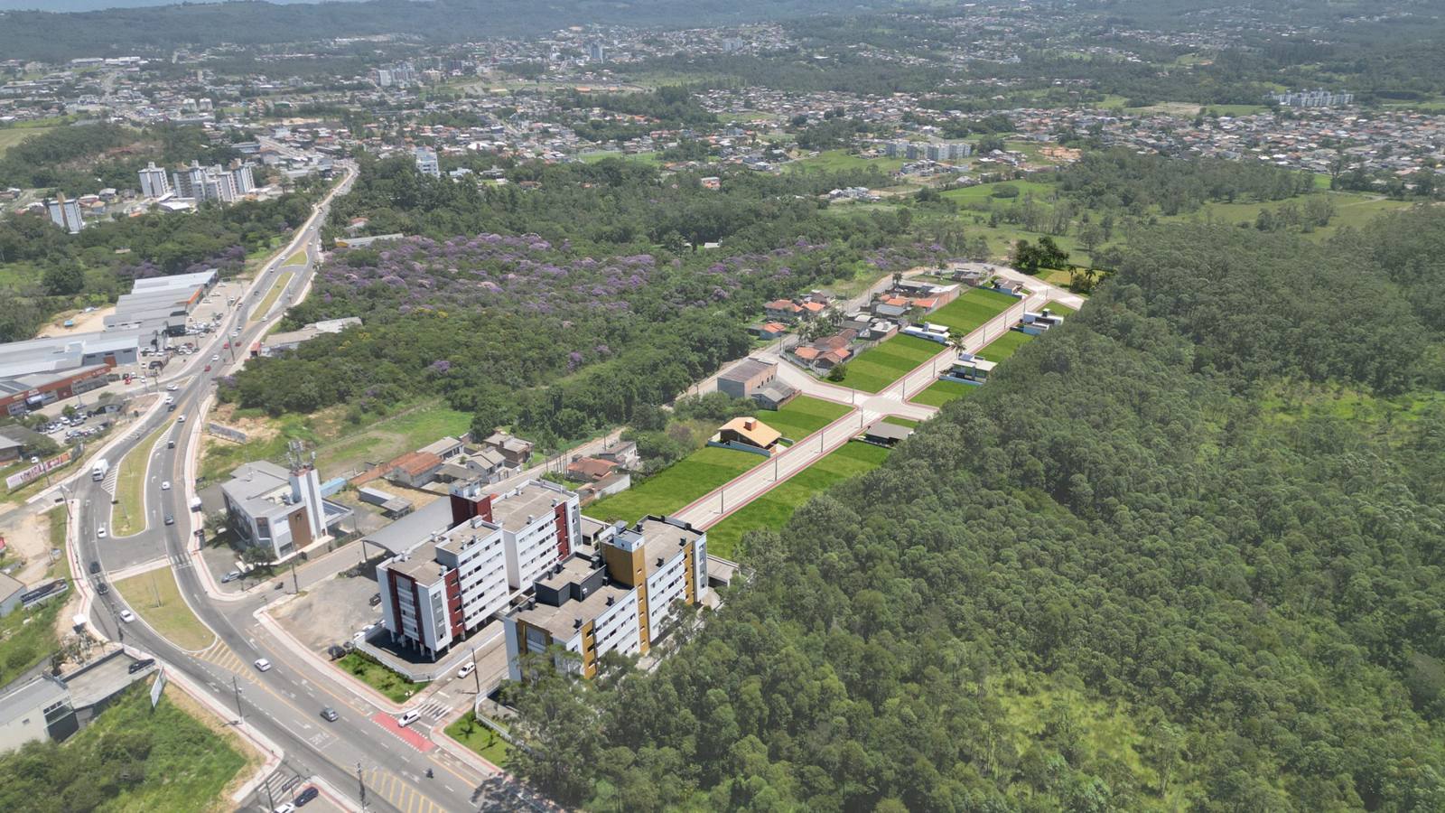 Loteamento Vitória, vista aérea junto à Avenida Luiz Lazzarin